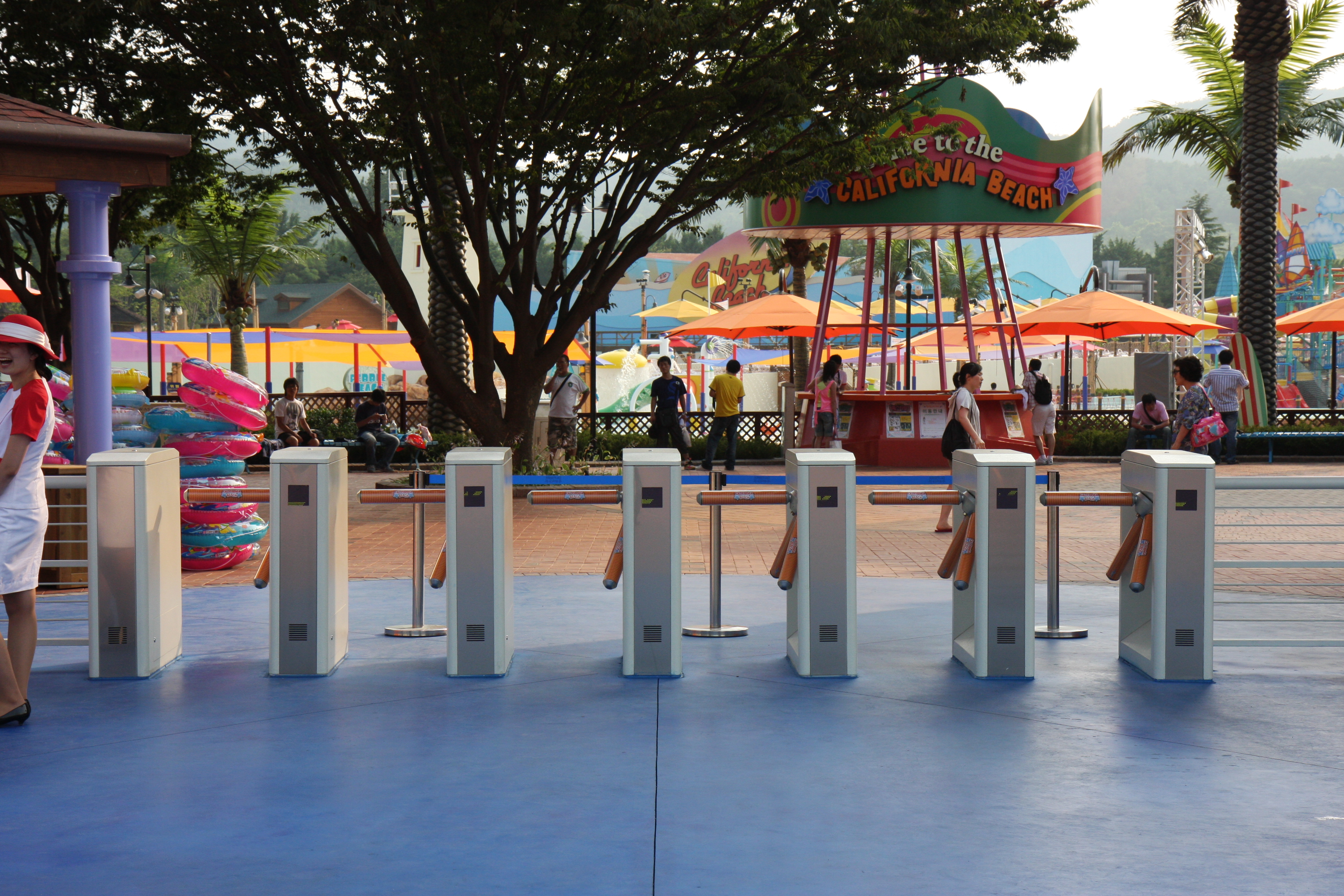 OO놀이공원 턴스타일게이트 설치