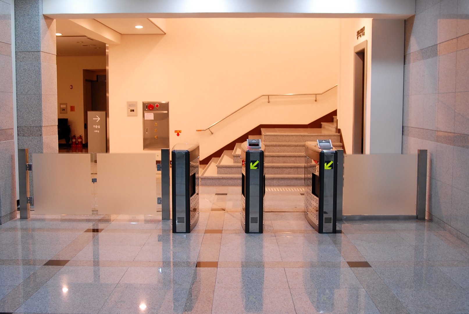 인천박물관 플랩게이트 설치