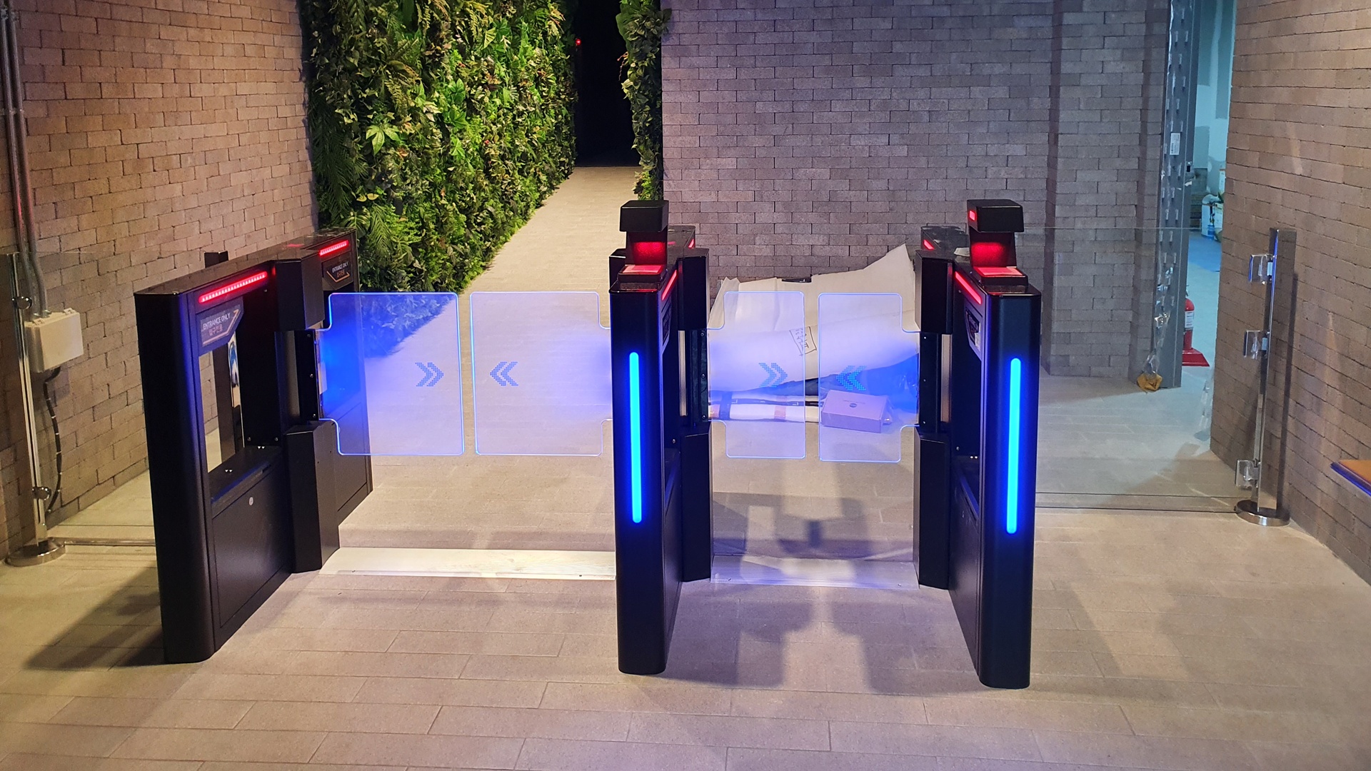 믿거나 말거나 박물관 플랩게이트 설치